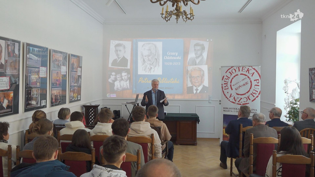 O Cezarym Chlebowskim w koneckiej Bibliotece [wideo, zdjęcia]