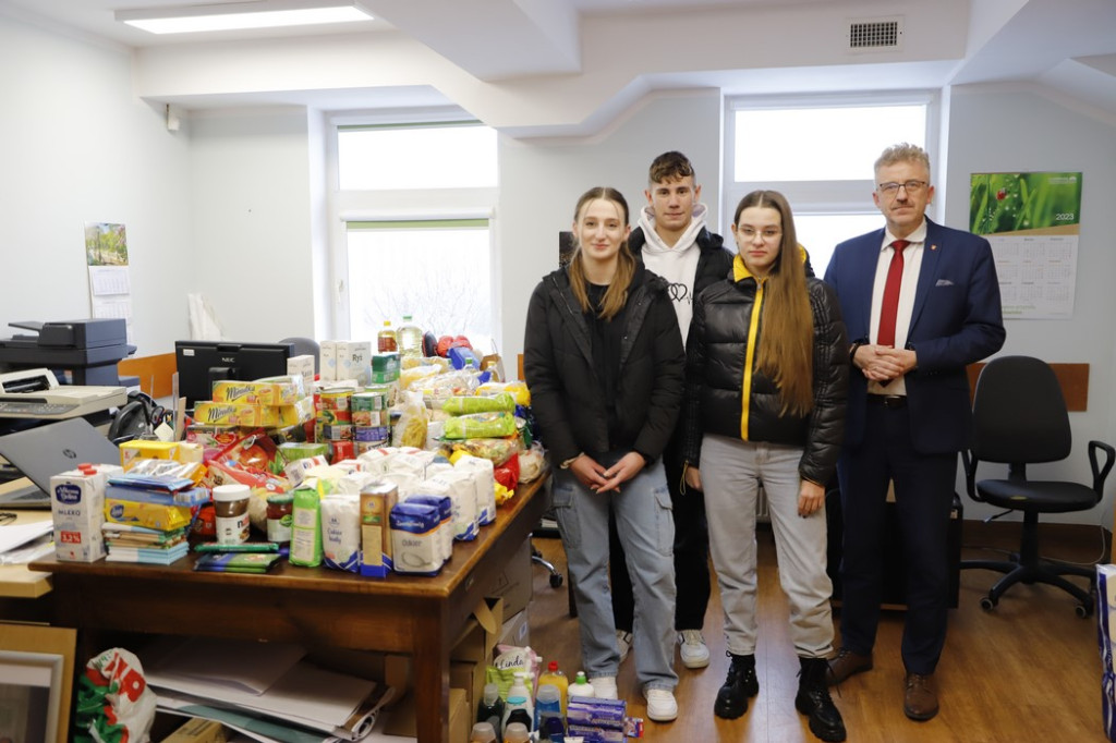 Starosta konecki pojedzie z darami na Wileńszczyznę [zdjęcia]