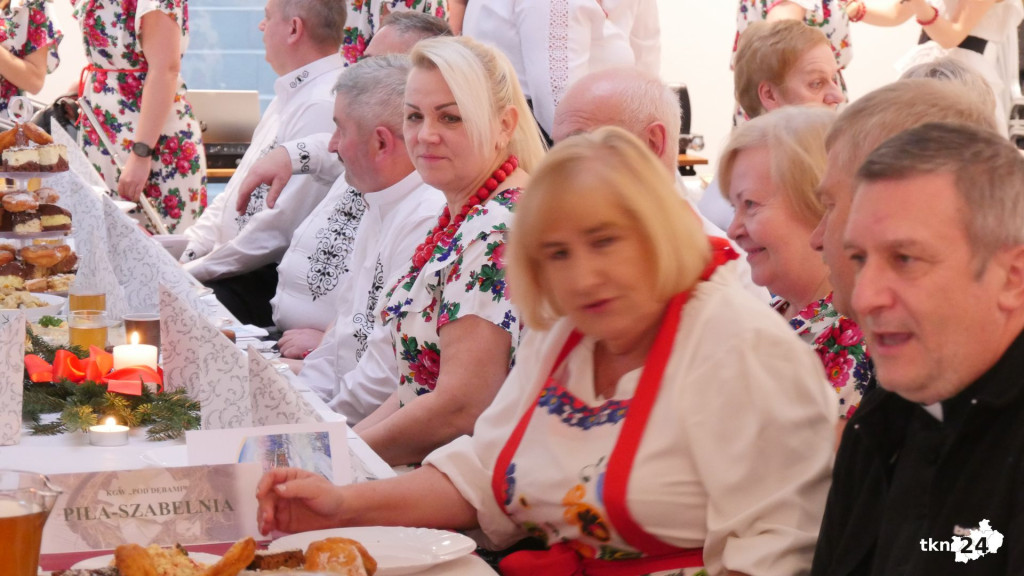 Koła Gospodyń Wiejskich spotkały się na wspólnej wigilii [wideo, zdjęcia]