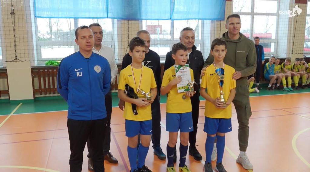 Turniej Trójek Piłkarskich rozegrano w Końskich [wideo, zdjęcia]