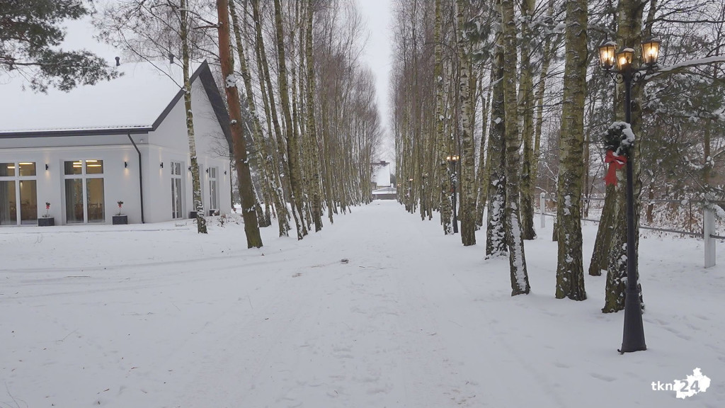 Dworek Jeżówka. Zachwycające nowe miejsce na mapie Konecczyzny [wideo, zdjęcia]