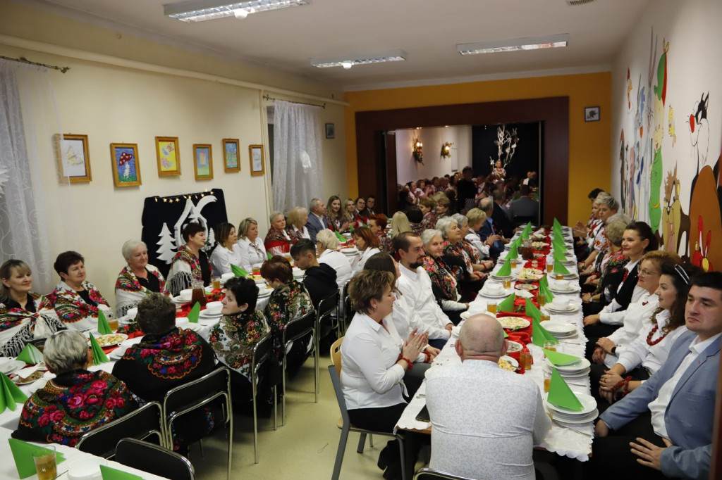 Gospodynie połamały się opłatkiem i podsumowały rok [zdjęcia]