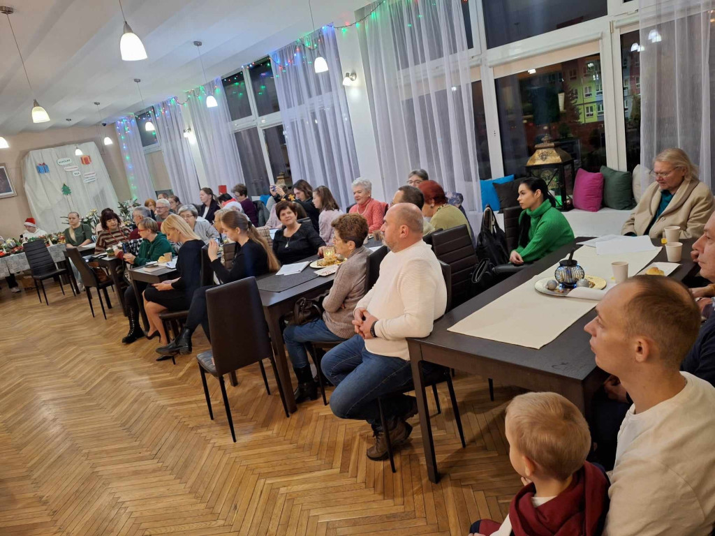 Stąporków: Kolędowanie dla Magdaleny Czechowskiej [wideo, zdjęcia]