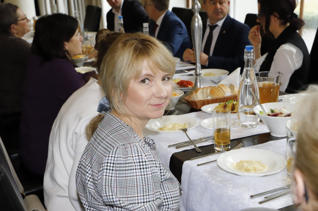 Podopieczni Warsztatu Terapii Zajęciowej na świątecznym spotkaniu [zdjęcia]