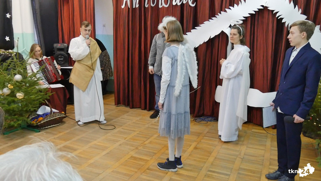 Biskup w Baryczy na pięknym świątecznym spotkaniu [wideo, zdjęcia]