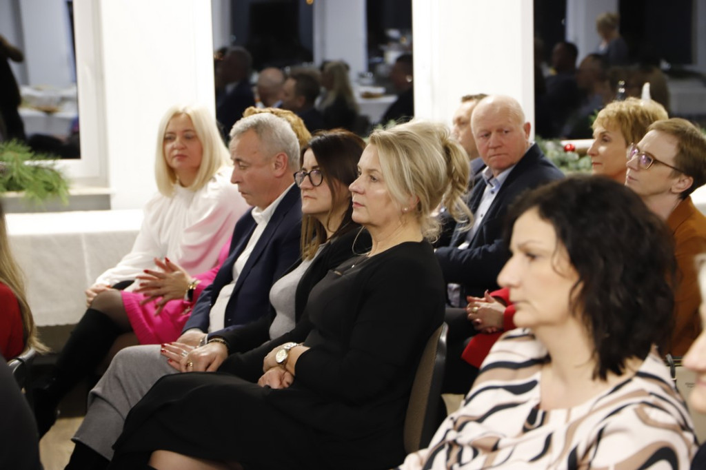 Podzielili się opłatkiem w Starostwie Powiatowym [zdjęcia]