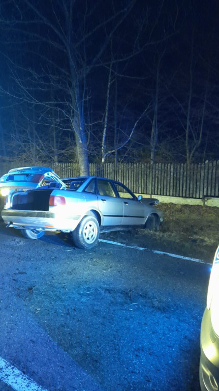 Wypadek na DK42 w Kazanowie. 17-latka w szpitalu [zdjęcia]