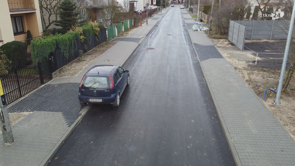Końskie: Stare osiedle z nowymi drogami [wideo, zdjęcia]