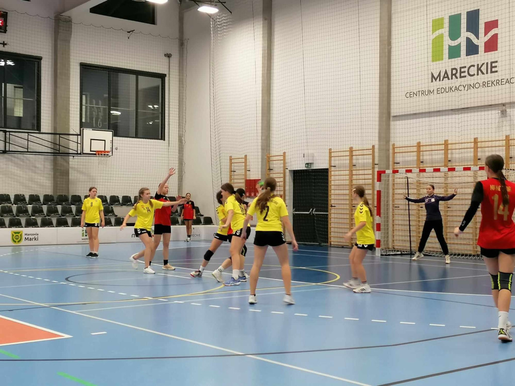 Olimpijki zagrały na turnieju w Markach [zdjęcia]