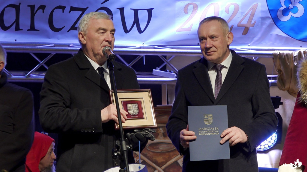 Gowarczów miastem! Niezwykłe powitanie Nowego Roku [wideo, zdjęcia]