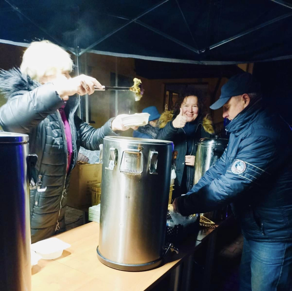 Szaleństwo sylwestrowej nocy ze Sweet Combo w Fałkowie [wideo, zdjęcia]