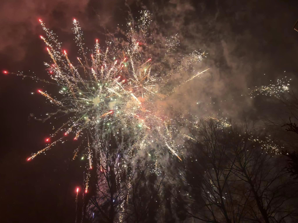 Szaleństwo sylwestrowej nocy ze Sweet Combo w Fałkowie [wideo, zdjęcia]