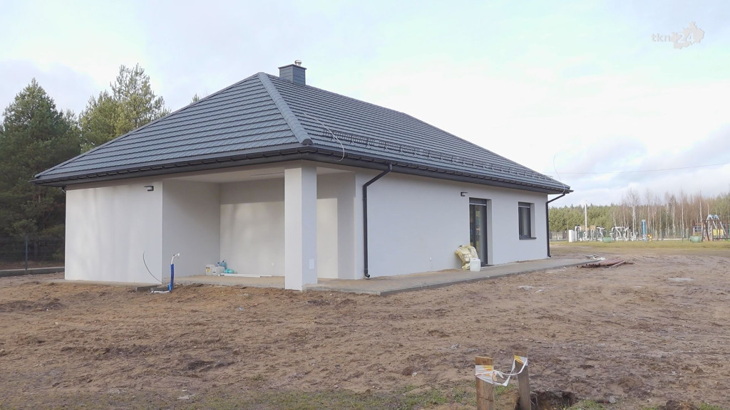 Świetlice pną się do góry. Sprawdzamy jak idzie realizacja wielkiego projektu [wideo, zdjęcia]