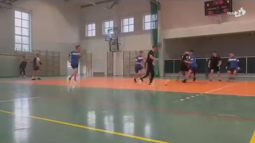 Zagrali w piłkę nożną dla Magdaleny Czechowskiej [wideo, zdjęcia]