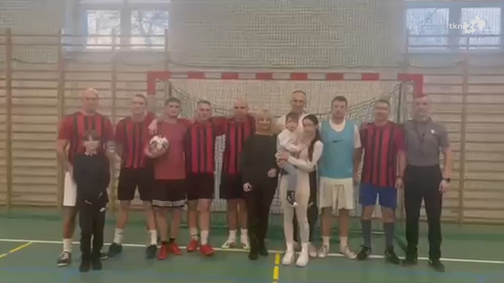 Zagrali w piłkę nożną dla Magdaleny Czechowskiej [wideo, zdjęcia]