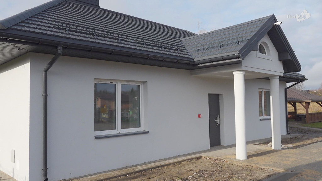 Świetlice pną się do góry. Sprawdzamy jak idzie realizacja wielkiego projektu [wideo, zdjęcia]