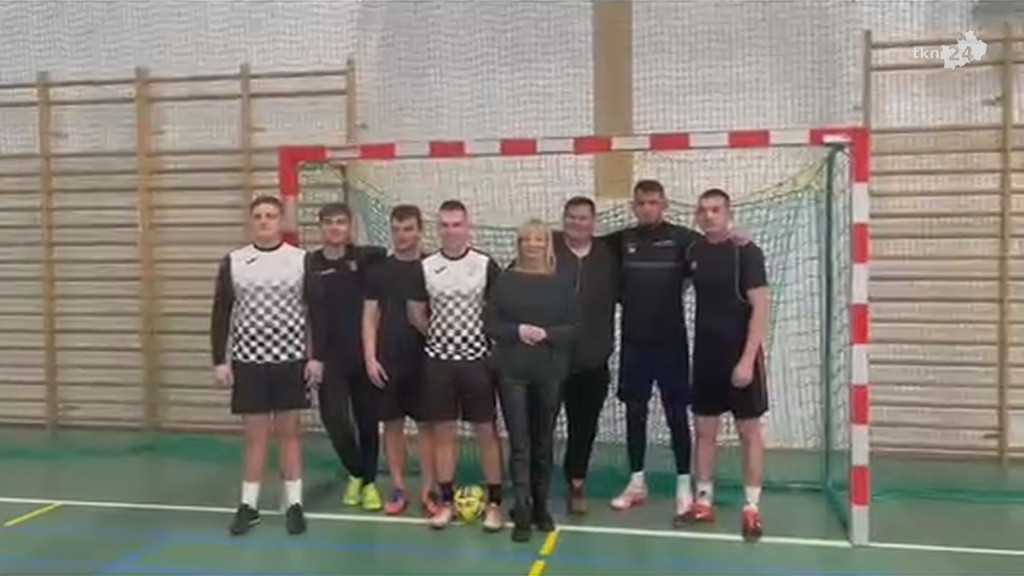 Zagrali w piłkę nożną dla Magdaleny Czechowskiej [wideo, zdjęcia]