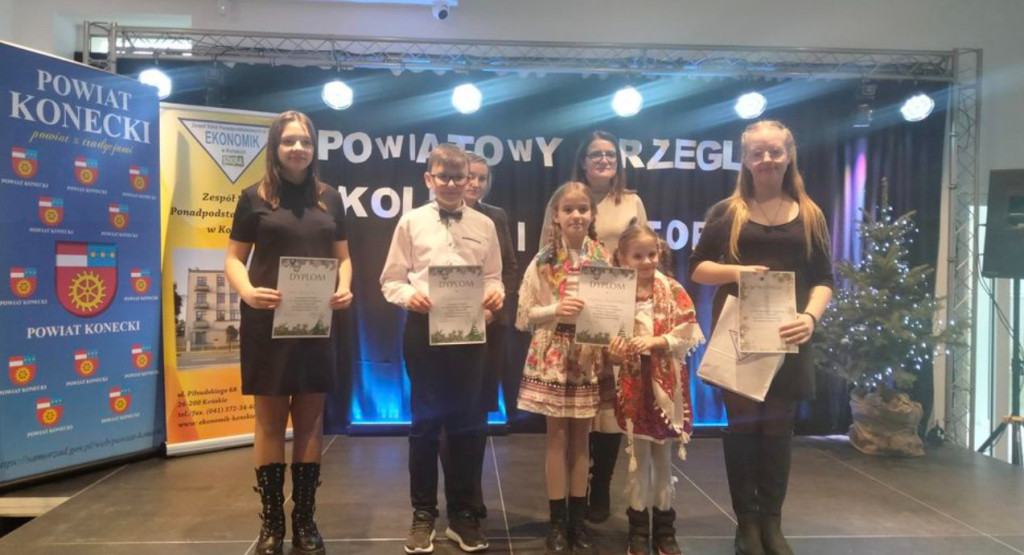 Pierwszy taki przegląd. Śpiewali kolędy i pastorałki [wideo, zdjęcia]