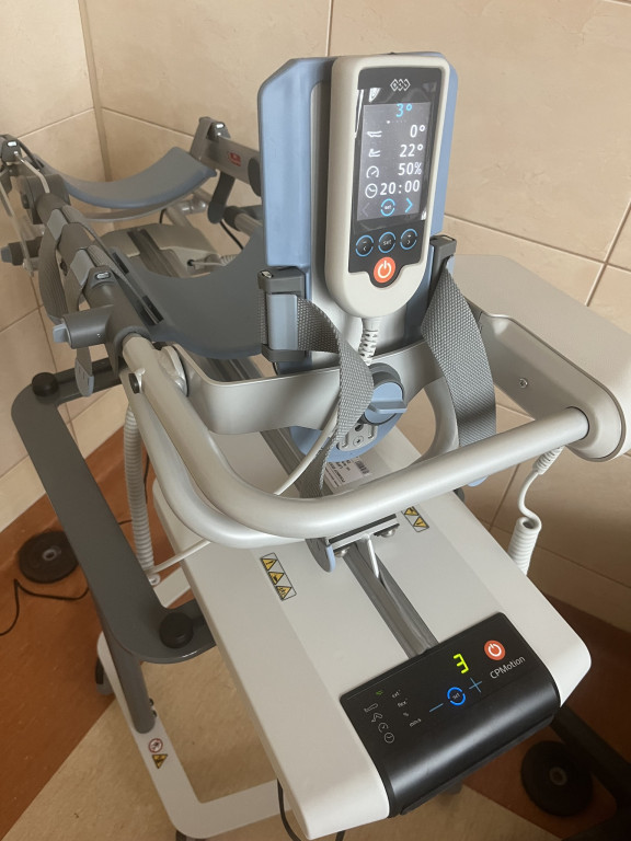 Szpital zakupił nowoczesne roboty rehabilitacyjne [zdjęcia]