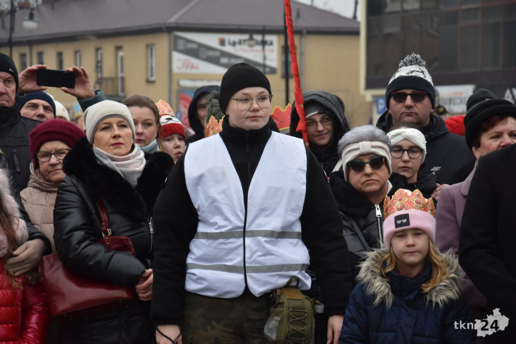 Trzej Królowie spotkali się na rynku w Końskich [wideo, zdjęcia]