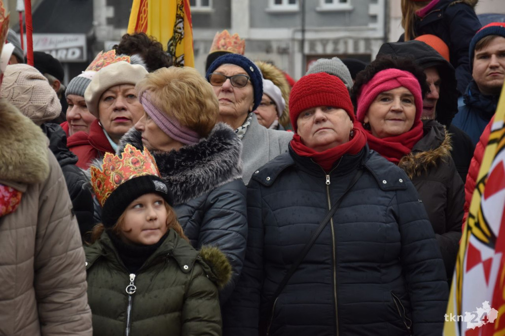 Trzej Królowie spotkali się na rynku w Końskich [wideo, zdjęcia]