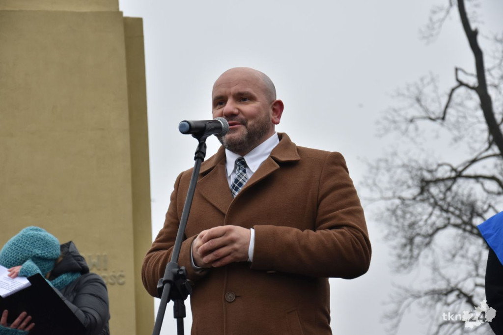 Trzej Królowie spotkali się na rynku w Końskich [wideo, zdjęcia]