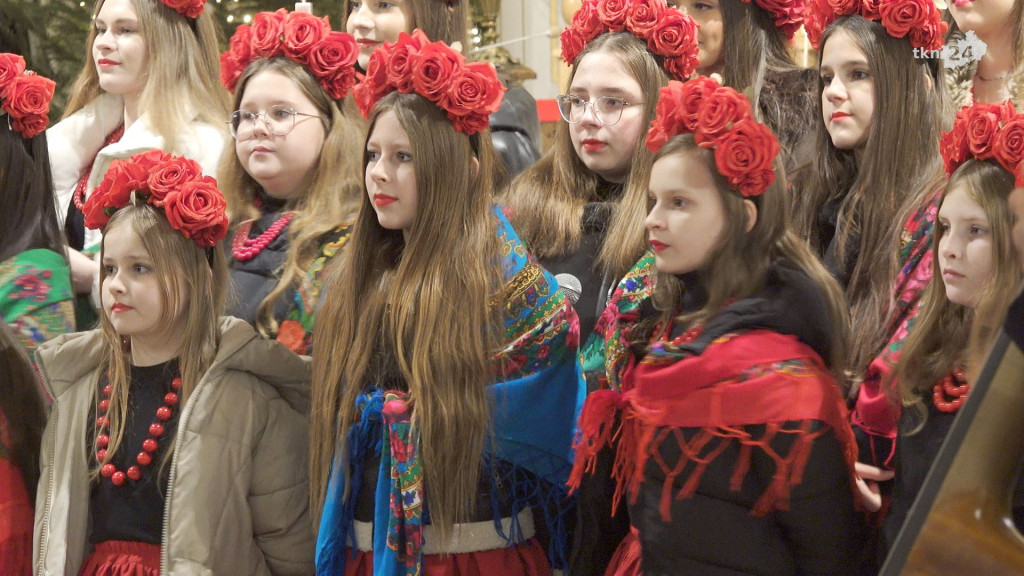 Guzowianki zagrały i zaśpiewały w Kolegiacie [wideo, zdjęcia]