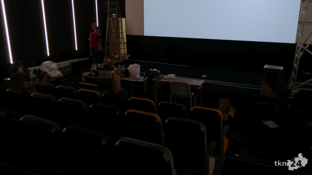 Kino już prawie gotowe! Są miejsca dla widzów [zdjęcia]