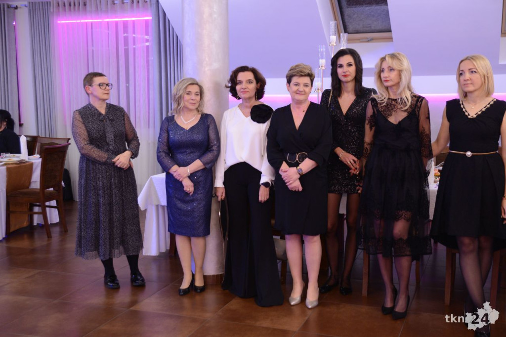 Kameralna zabawa Ekonomika w Astorii [wideo, zdjęcia]