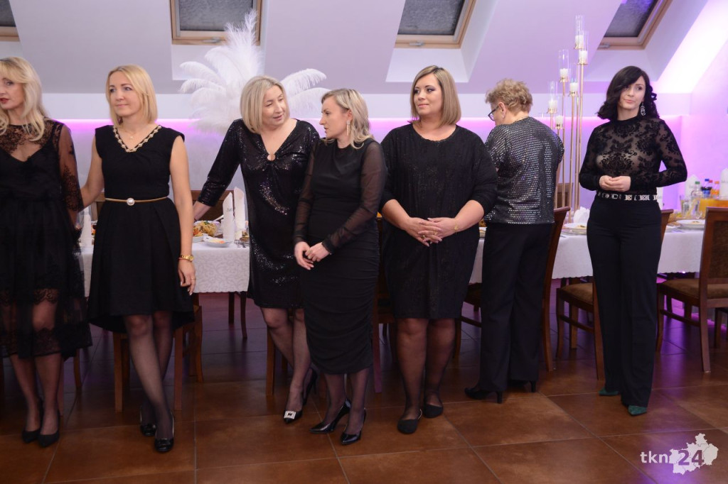Kameralna zabawa Ekonomika w Astorii [wideo, zdjęcia]