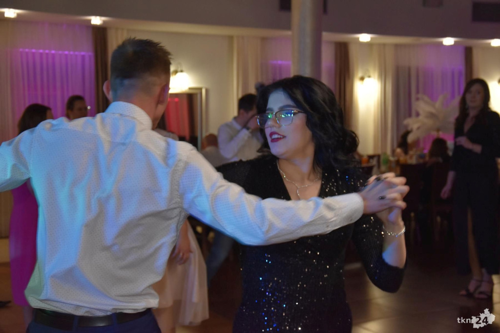 Studniówka ZDZ w Końskich po kilku latach przerwy [wideo, zdjęcia]