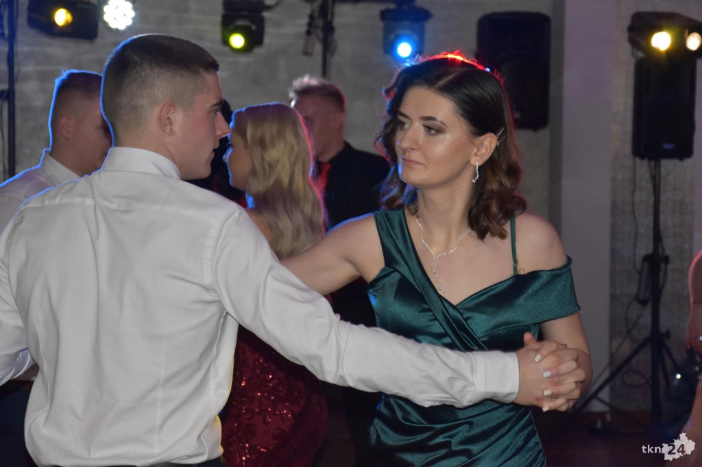 Studniówka ZDZ w Końskich po kilku latach przerwy [wideo, zdjęcia]