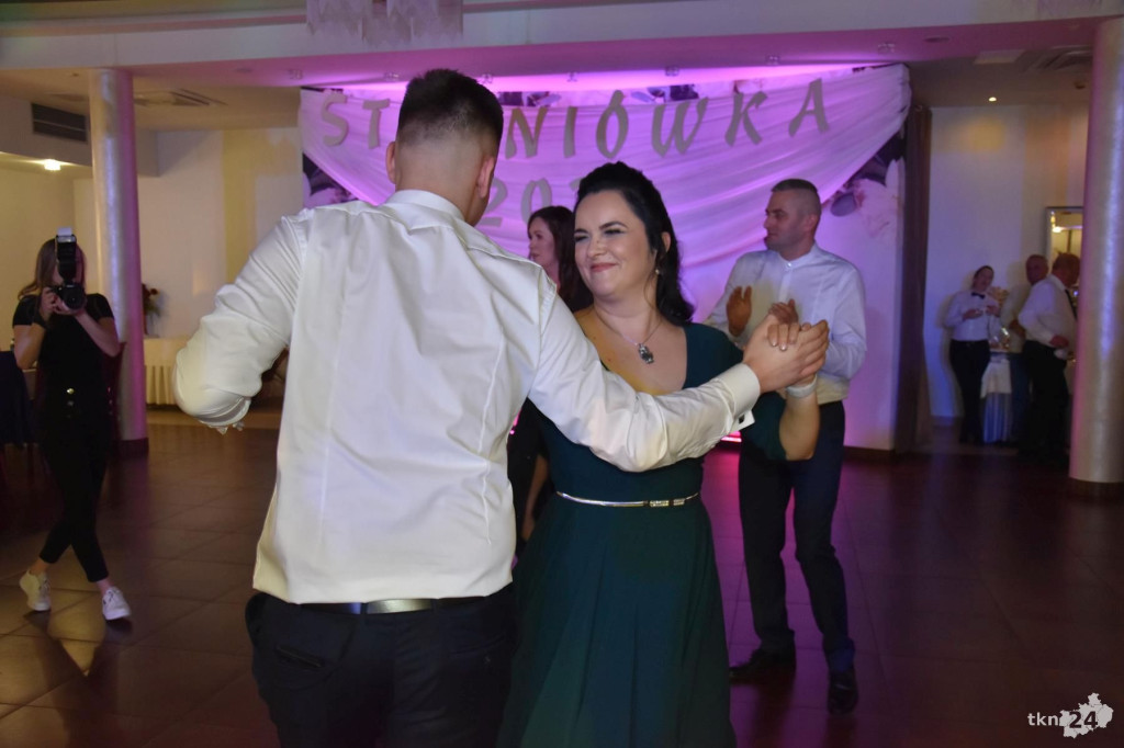 Studniówka ZDZ w Końskich po kilku latach przerwy [wideo, zdjęcia]
