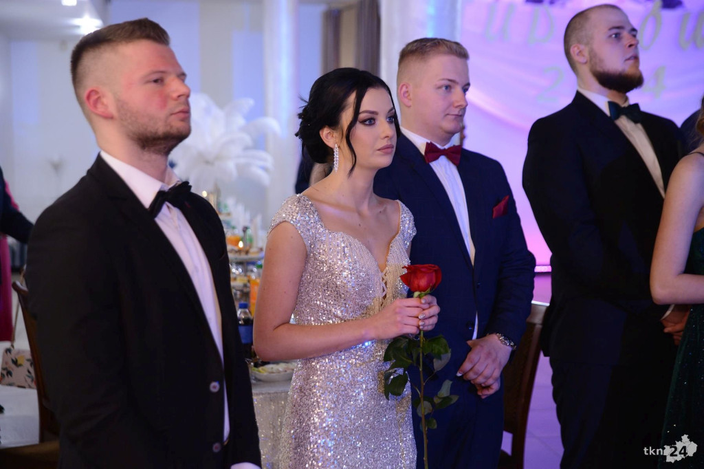 Studniówka ZDZ w Końskich po kilku latach przerwy [wideo, zdjęcia]