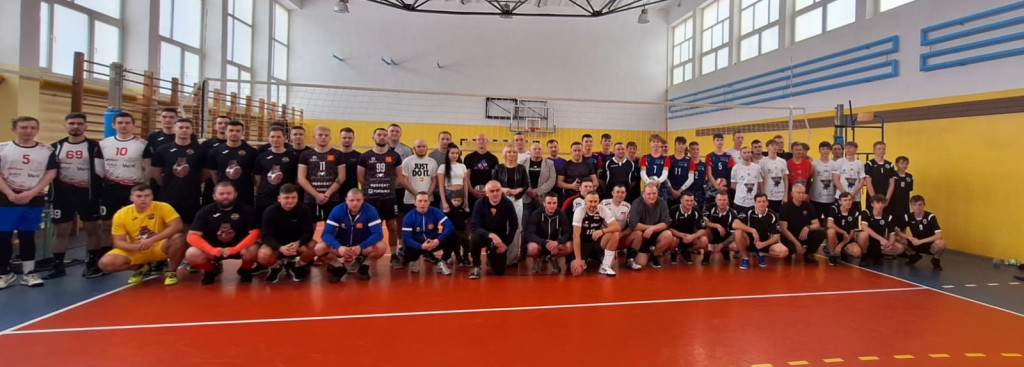 W Niekłaniu zagrali w siatkówkę dla Magdaleny [zdjęcia]