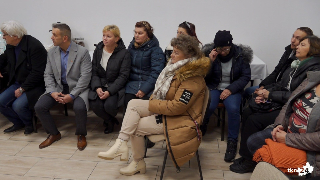 Wielu mieszkańców na spotkaniu protestacyjnym w Gracuchu [zdjęcia]