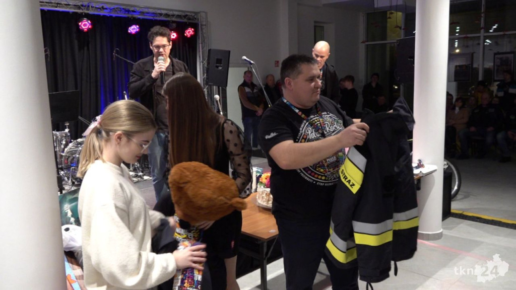 WOŚP w Końskich. Finał w KCK-u z rekordem! [wideo, zdjęcia]