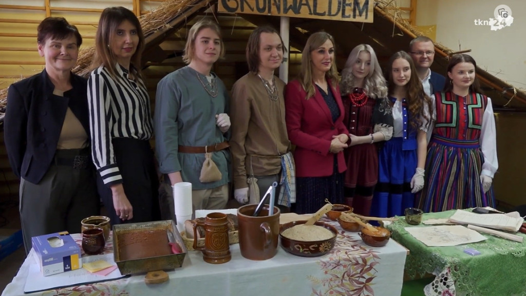 Historia nie musi być nudna. Uczniowie II LO ze specjalnym projektem [wideo, zdjęcia]