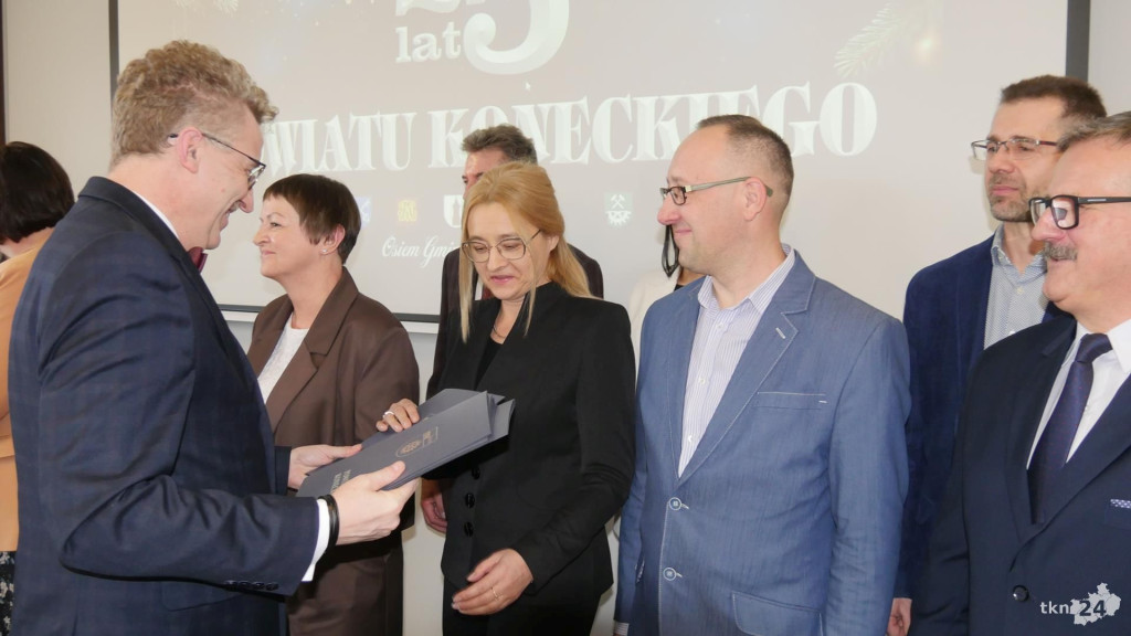 Jubileusz 25-lecia powiatu koneckiego. Relacja wideo i foto