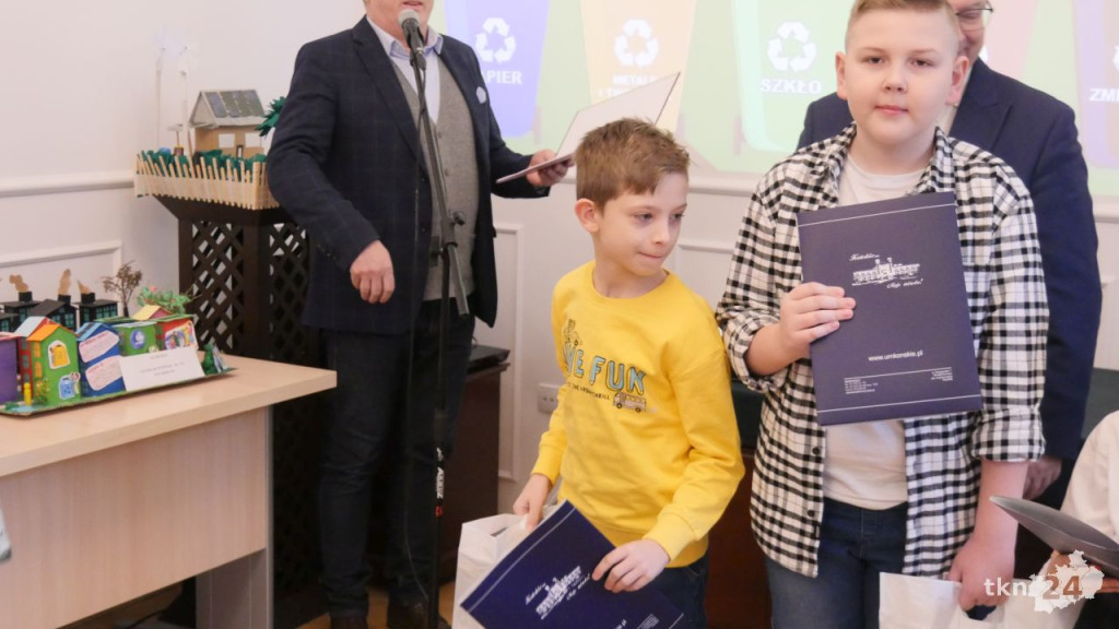 Odpady segregujesz, Ziemię szanujesz, czyste powietrze ratujesz! [wideo, zdjęcia]