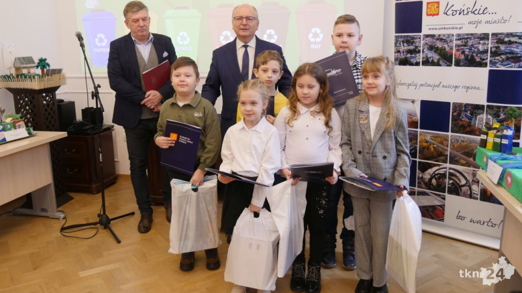 Odpady segregujesz, Ziemię szanujesz, czyste powietrze ratujesz! [wideo, zdjęcia]