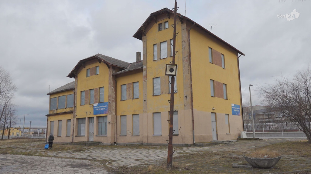 Architekt z PKP przyjeżdża obejrzeć konecki dworzec. Będzie przebudowa? [wideo, zdjęcia]