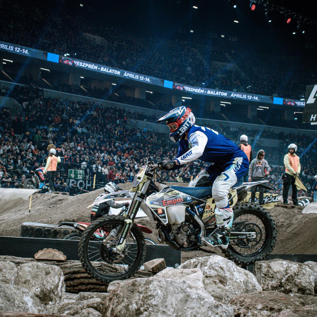 Broniewski już po sezonie Super Enduro. Na koniec GP Węgier [zdjęcia]