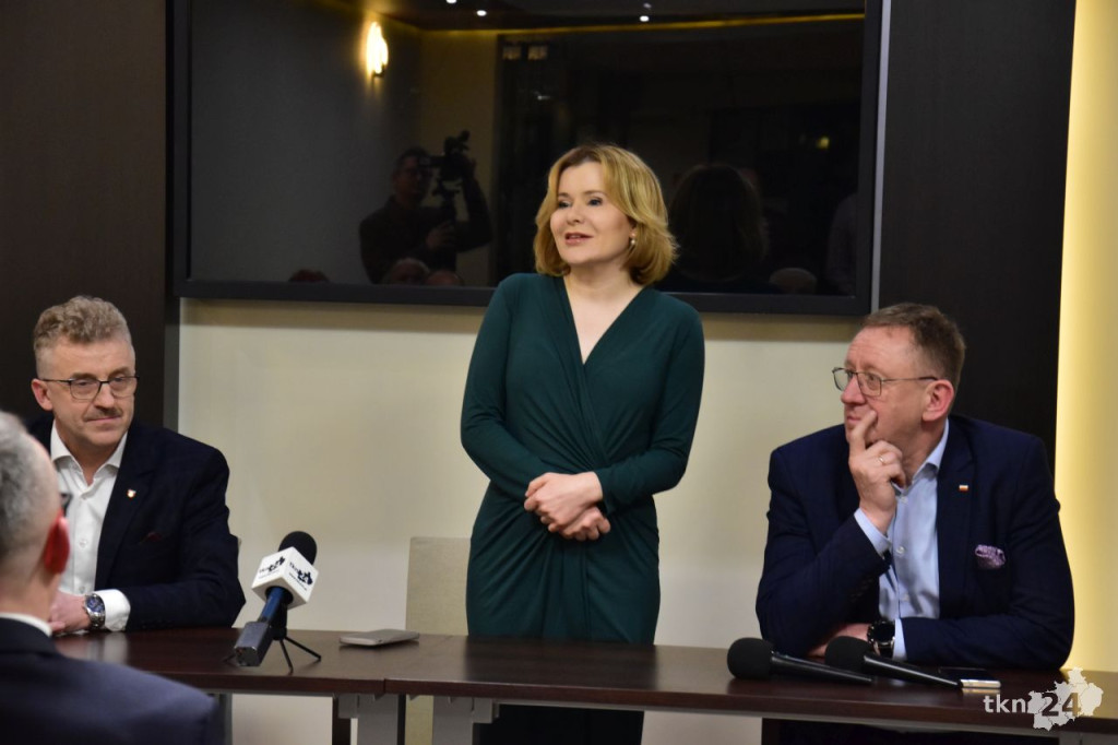 Robert Telus i Anna Krupka na otwartym spotkaniu w Końskich [wideo, zdjęcia]