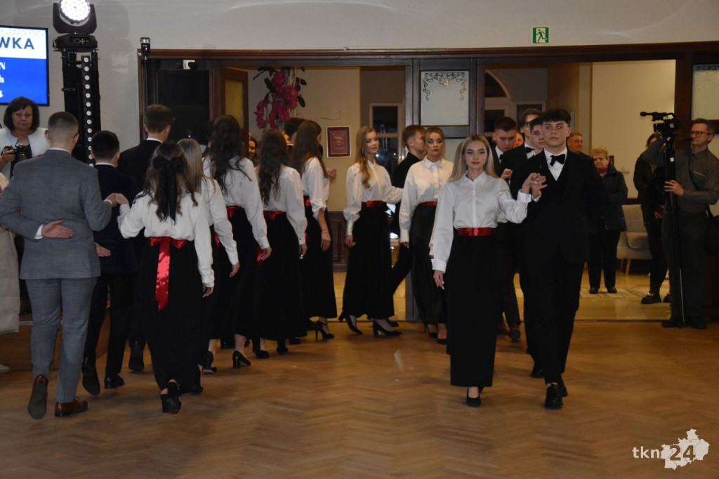 Wielki bal I LO. Wspaniała zabawa w Markizie [wideo, zdjęcia]