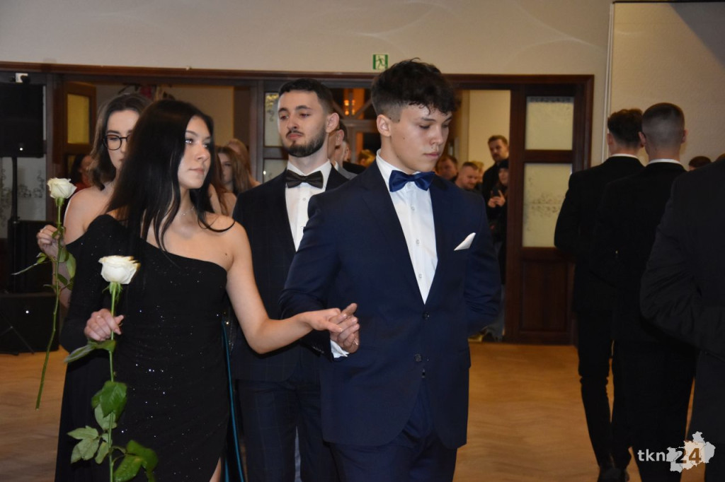Wielki bal I LO. Wspaniała zabawa w Markizie [wideo, zdjęcia]