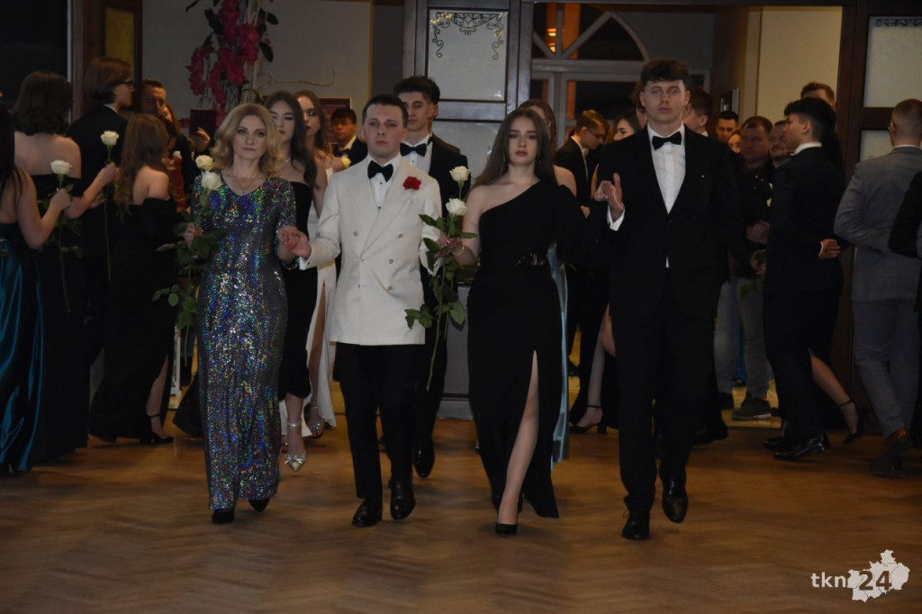 Wielki bal I LO. Wspaniała zabawa w Markizie [wideo, zdjęcia]