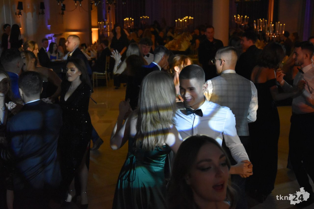 Wielki bal I LO. Wspaniała zabawa w Markizie [wideo, zdjęcia]
