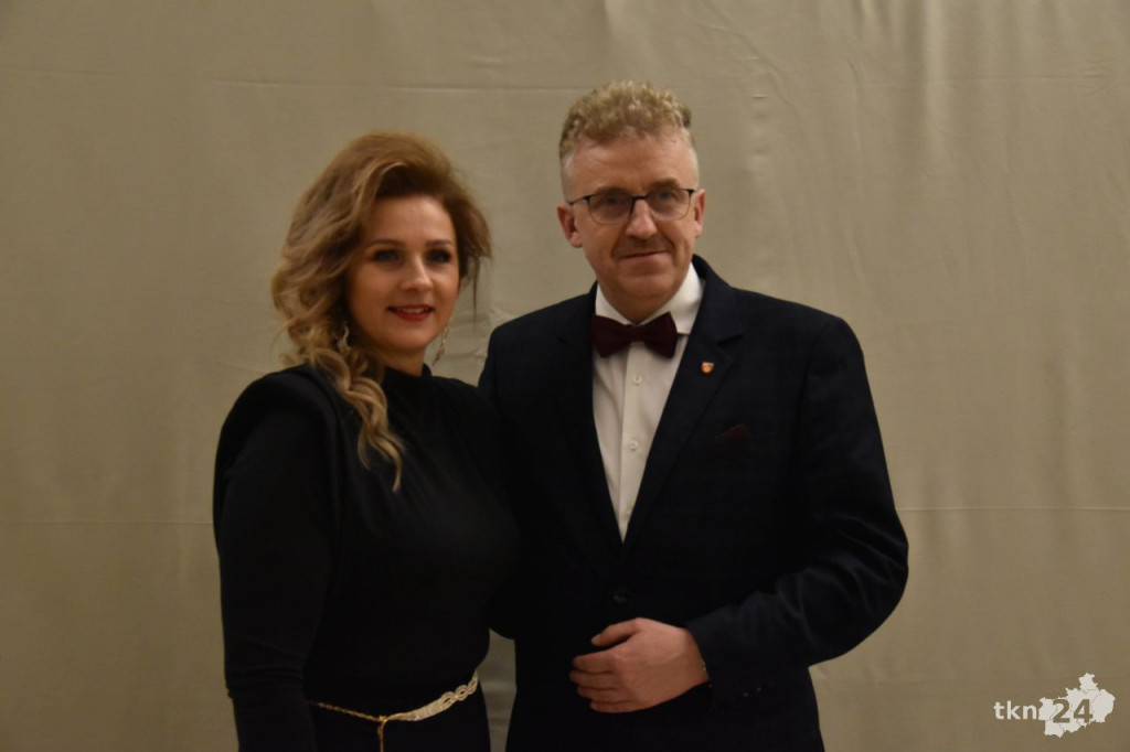 Wielki bal I LO. Wspaniała zabawa w Markizie [wideo, zdjęcia]
