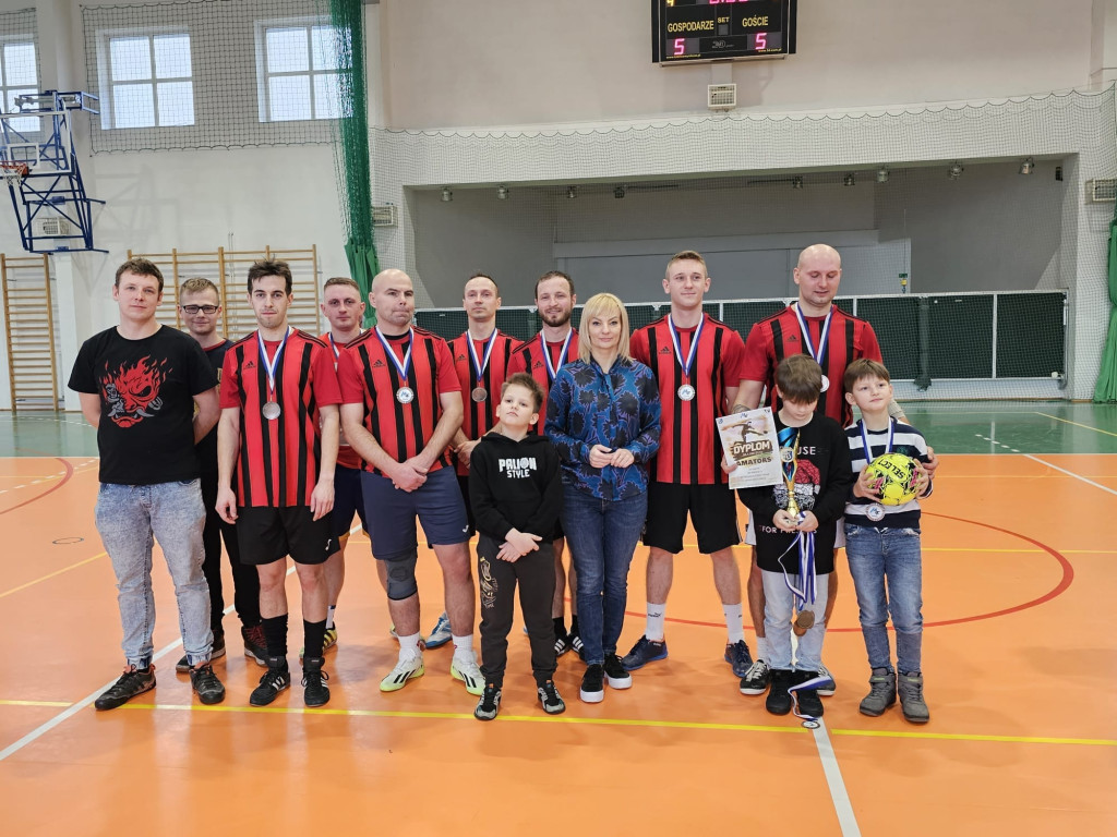 MLF w Stąporkowie zakończyła kolejny sezon. Najlepszymi zawodnicy Taktycznego Piątku [zdjęcia]